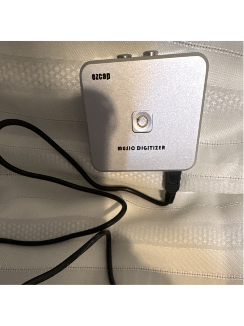 ezcap Music Digitizer Audio Interface RCA In 3.5mm Out USB 2.0 SD Slot